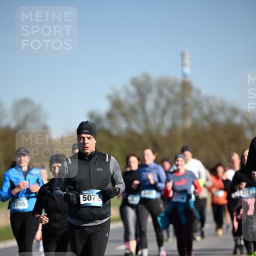06.04.2025 - 44. Internationalen Wilhelmsburger Insellauf Dr. Thomas Lammeyer http://msf.ph/oto/7563583 06.04.2025 09:38:30 Laufen 1785, 5072 meine-sportfotos.de