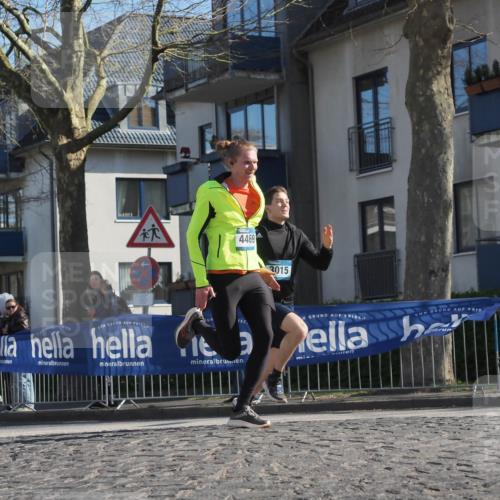 06.04.2025 - 44. Internationalen Wilhelmsburger Insellauf Luisa Fischer http://msf.ph/oto/7563607 06.04.2025 10:34:04 Ziel 4469, 3015 meine-sportfotos.de