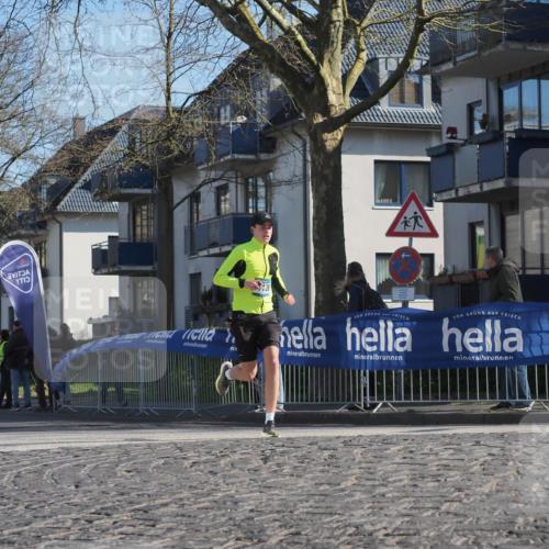 06.04.2025 - 44. Internationalen Wilhelmsburger Insellauf Luisa Fischer http://msf.ph/oto/7563687 06.04.2025 10:34:22 Ziel 512 meine-sportfotos.de
