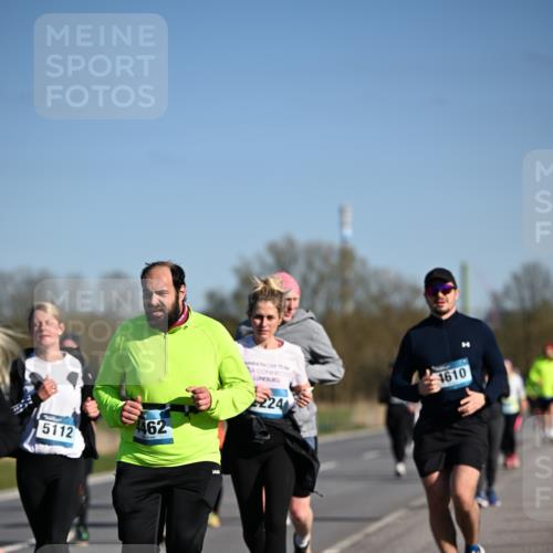 06.04.2025 - 44. Internationalen Wilhelmsburger Insellauf Dr. Thomas Lammeyer http://msf.ph/oto/7563697 06.04.2025 09:38:38 Laufen 5112, 4462, 224, 1610 meine-sportfotos.de