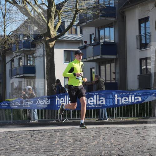 06.04.2025 - 44. Internationalen Wilhelmsburger Insellauf Luisa Fischer http://msf.ph/oto/7563702 06.04.2025 10:34:23 Ziel  meine-sportfotos.de