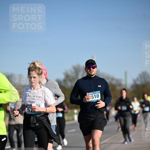 06.04.2025 - 44. Internationalen Wilhelmsburger Insellauf Dr. Thomas Lammeyer http://msf.ph/oto/7563736 06.04.2025 09:38:40 Laufen 52, 510 meine-sportfotos.de