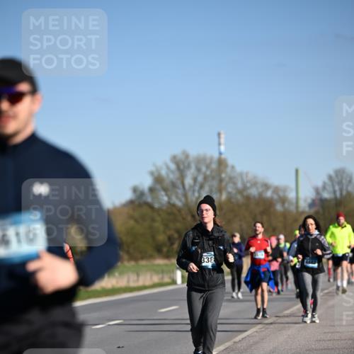 06.04.2025 - 44. Internationalen Wilhelmsburger Insellauf Dr. Thomas Lammeyer http://msf.ph/oto/7563782 06.04.2025 09:38:42 Laufen 610, 338 meine-sportfotos.de