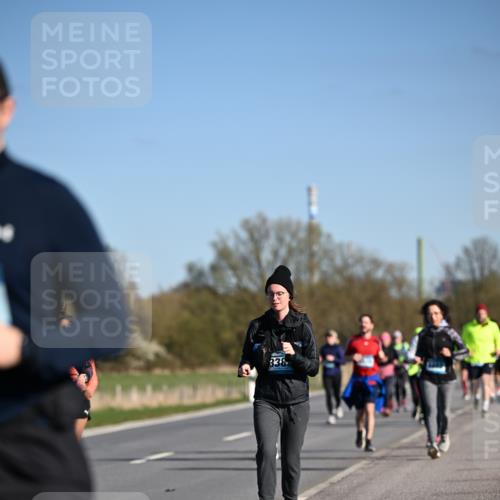 06.04.2025 - 44. Internationalen Wilhelmsburger Insellauf Dr. Thomas Lammeyer http://msf.ph/oto/7563787 06.04.2025 09:38:42 Laufen 338 meine-sportfotos.de
