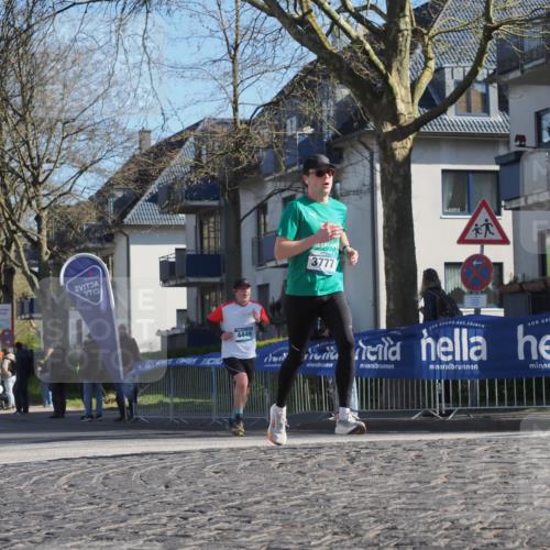 06.04.2025 - 44. Internationalen Wilhelmsburger Insellauf Luisa Fischer http://msf.ph/oto/7563829 06.04.2025 10:34:43 Ziel 4449, 3777 meine-sportfotos.de