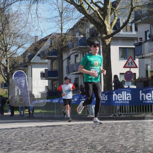 06.04.2025 - 44. Internationalen Wilhelmsburger Insellauf Luisa Fischer http://msf.ph/oto/7563831 06.04.2025 10:34:43 Ziel 4449 meine-sportfotos.de