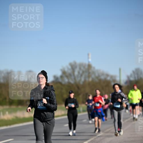 06.04.2025 - 44. Internationalen Wilhelmsburger Insellauf Dr. Thomas Lammeyer http://msf.ph/oto/7563832 06.04.2025 09:38:44 Laufen 338 meine-sportfotos.de