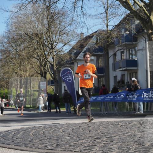 06.04.2025 - 44. Internationalen Wilhelmsburger Insellauf Luisa Fischer http://msf.ph/oto/7563868 06.04.2025 10:34:51 Ziel 4178 meine-sportfotos.de