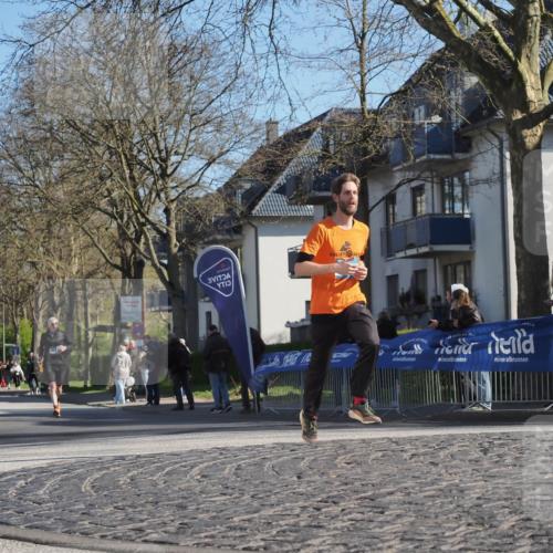 06.04.2025 - 44. Internationalen Wilhelmsburger Insellauf Luisa Fischer http://msf.ph/oto/7563875 06.04.2025 10:34:51 Ziel 111 meine-sportfotos.de