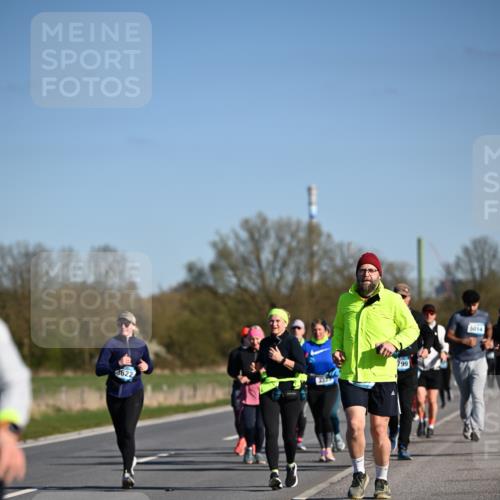 06.04.2025 - 44. Internationalen Wilhelmsburger Insellauf Dr. Thomas Lammeyer http://msf.ph/oto/7563991 06.04.2025 09:38:51 Laufen 3622, 799, 5014 meine-sportfotos.de