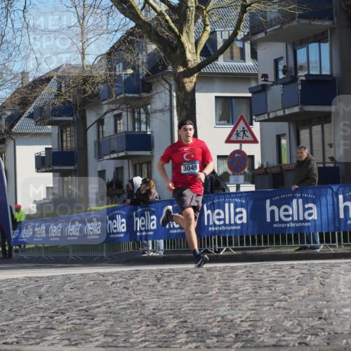 06.04.2025 - 44. Internationalen Wilhelmsburger Insellauf Luisa Fischer http://msf.ph/oto/7564008 06.04.2025 10:35:15 Ziel 3049 meine-sportfotos.de