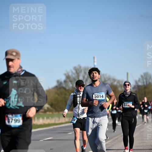06.04.2025 - 44. Internationalen Wilhelmsburger Insellauf Dr. Thomas Lammeyer http://msf.ph/oto/7564126 06.04.2025 09:38:58 Laufen 3799, 235, 5014, 324 meine-sportfotos.de