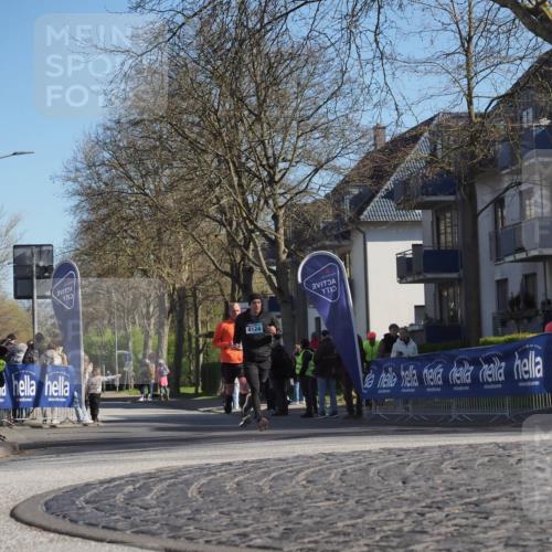 06.04.2025 - 44. Internationalen Wilhelmsburger Insellauf Luisa Fischer http://msf.ph/oto/7564167 06.04.2025 10:35:42 Ziel 4124 meine-sportfotos.de