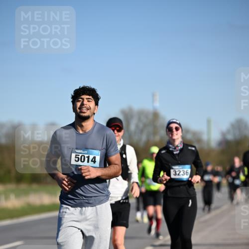 06.04.2025 - 44. Internationalen Wilhelmsburger Insellauf Dr. Thomas Lammeyer http://msf.ph/oto/7564178 06.04.2025 09:39:00 Laufen 5014, 3236 meine-sportfotos.de