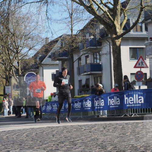 06.04.2025 - 44. Internationalen Wilhelmsburger Insellauf Luisa Fischer http://msf.ph/oto/7564201 06.04.2025 10:35:43 Ziel 3580, 4124 meine-sportfotos.de
