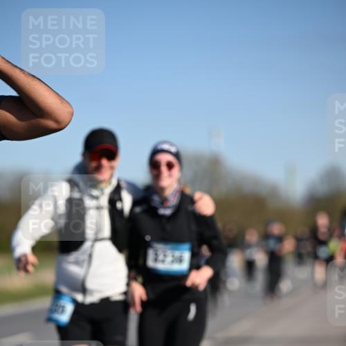 06.04.2025 - 44. Internationalen Wilhelmsburger Insellauf Dr. Thomas Lammeyer http://msf.ph/oto/7564226 06.04.2025 09:39:02 Laufen 316 meine-sportfotos.de
