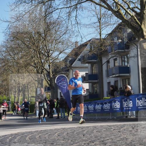 06.04.2025 - 44. Internationalen Wilhelmsburger Insellauf Luisa Fischer http://msf.ph/oto/7564248 06.04.2025 10:35:52 Ziel 3944, 383 meine-sportfotos.de