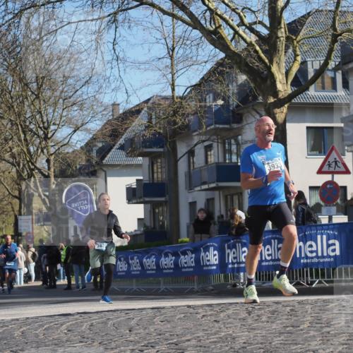 06.04.2025 - 44. Internationalen Wilhelmsburger Insellauf Luisa Fischer http://msf.ph/oto/7564290 06.04.2025 10:35:53 Ziel 3933, 383 meine-sportfotos.de