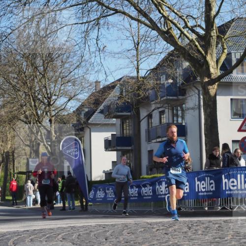 06.04.2025 - 44. Internationalen Wilhelmsburger Insellauf Luisa Fischer http://msf.ph/oto/7564350 06.04.2025 10:35:59 Ziel 3602, 3944 meine-sportfotos.de