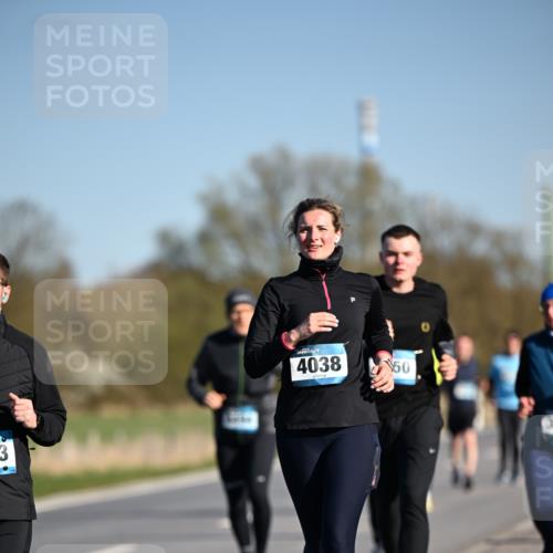 06.04.2025 - 44. Internationalen Wilhelmsburger Insellauf Dr. Thomas Lammeyer http://msf.ph/oto/7564420 06.04.2025 09:39:19 Laufen 201, 4038, 50 meine-sportfotos.de