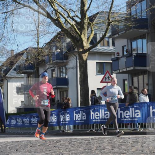 06.04.2025 - 44. Internationalen Wilhelmsburger Insellauf Luisa Fischer http://msf.ph/oto/7564422 06.04.2025 10:36:01 Ziel 3602, 4120 meine-sportfotos.de