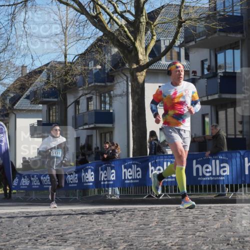 06.04.2025 - 44. Internationalen Wilhelmsburger Insellauf Luisa Fischer http://msf.ph/oto/7564478 06.04.2025 10:36:13 Ziel 3, 5178 meine-sportfotos.de