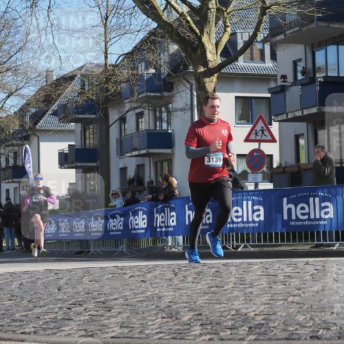 06.04.2025 - 44. Internationalen Wilhelmsburger Insellauf Luisa Fischer http://msf.ph/oto/7564533 06.04.2025 10:36:22 Ziel 3139, 40 meine-sportfotos.de