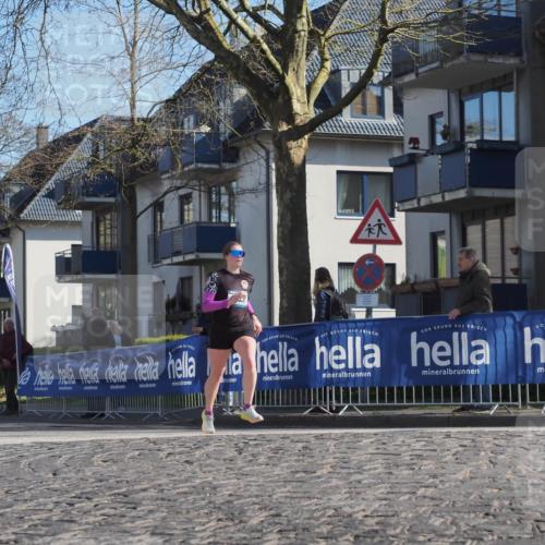 06.04.2025 - 44. Internationalen Wilhelmsburger Insellauf Luisa Fischer http://msf.ph/oto/7564572 06.04.2025 10:36:24 Ziel  meine-sportfotos.de