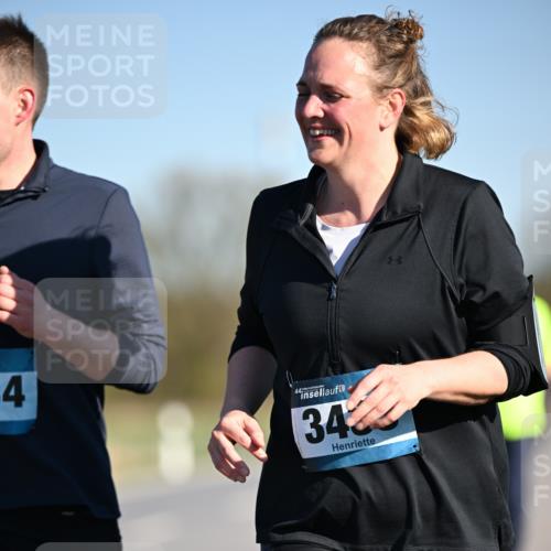 06.04.2025 - 44. Internationalen Wilhelmsburger Insellauf Dr. Thomas Lammeyer http://msf.ph/oto/7564583 06.04.2025 09:39:33 Laufen 4, 44, 34 meine-sportfotos.de