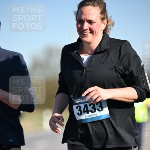 06.04.2025 - 44. Internationalen Wilhelmsburger Insellauf Dr. Thomas Lammeyer http://msf.ph/oto/7564590 06.04.2025 09:39:33 Laufen 3433 meine-sportfotos.de