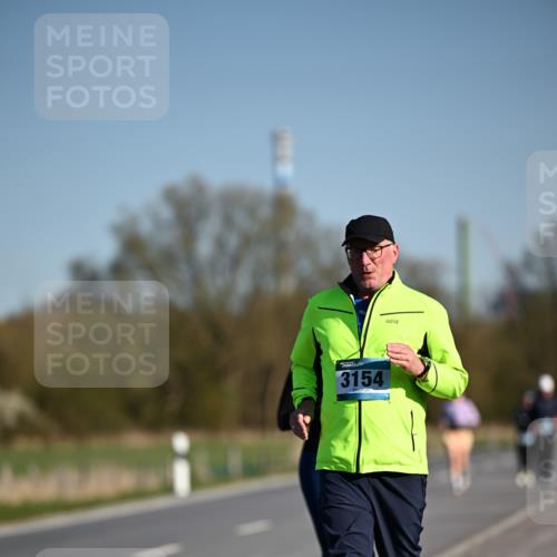 06.04.2025 - 44. Internationalen Wilhelmsburger Insellauf Dr. Thomas Lammeyer http://msf.ph/oto/7564621 06.04.2025 09:39:35 Laufen 3154 meine-sportfotos.de