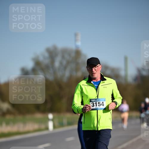 06.04.2025 - 44. Internationalen Wilhelmsburger Insellauf Dr. Thomas Lammeyer http://msf.ph/oto/7564631 06.04.2025 09:39:36 Laufen 3154 meine-sportfotos.de