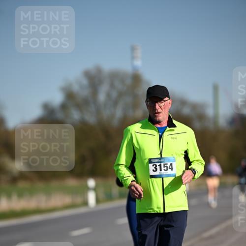 06.04.2025 - 44. Internationalen Wilhelmsburger Insellauf Dr. Thomas Lammeyer http://msf.ph/oto/7564638 06.04.2025 09:39:36 Laufen 3154 meine-sportfotos.de