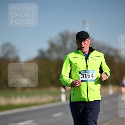 06.04.2025 - 44. Internationalen Wilhelmsburger Insellauf Dr. Thomas Lammeyer http://msf.ph/oto/7564661 06.04.2025 09:39:37 Laufen 3154 meine-sportfotos.de