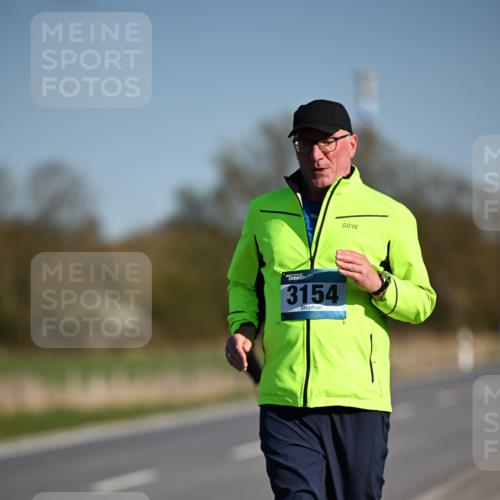 06.04.2025 - 44. Internationalen Wilhelmsburger Insellauf Dr. Thomas Lammeyer http://msf.ph/oto/7564672 06.04.2025 09:39:37 Laufen 3154 meine-sportfotos.de