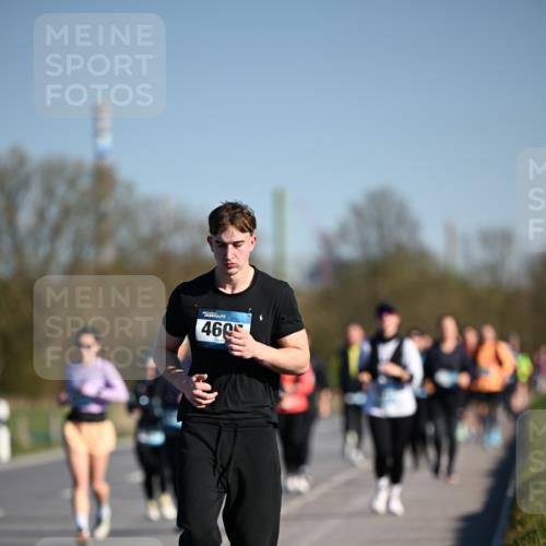 06.04.2025 - 44. Internationalen Wilhelmsburger Insellauf Dr. Thomas Lammeyer http://msf.ph/oto/7564746 06.04.2025 09:39:49 Laufen 460 meine-sportfotos.de