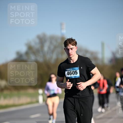 06.04.2025 - 44. Internationalen Wilhelmsburger Insellauf Dr. Thomas Lammeyer http://msf.ph/oto/7564781 06.04.2025 09:39:50 Laufen 4605 meine-sportfotos.de