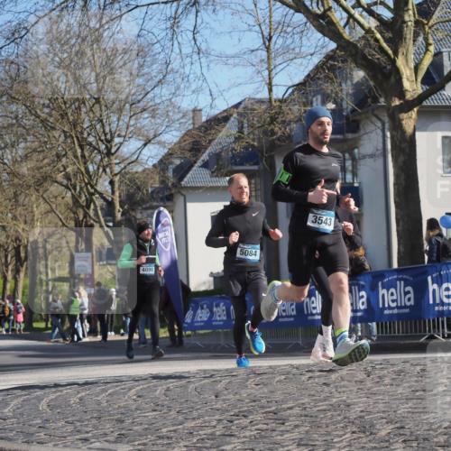 06.04.2025 - 44. Internationalen Wilhelmsburger Insellauf Luisa Fischer http://msf.ph/oto/7564801 06.04.2025 10:36:57 Ziel 4099, 5084, 3543 meine-sportfotos.de