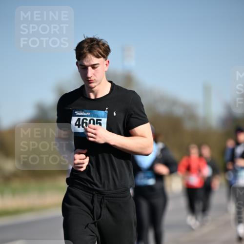 06.04.2025 - 44. Internationalen Wilhelmsburger Insellauf Dr. Thomas Lammeyer http://msf.ph/oto/7564818 06.04.2025 09:39:51 Laufen 4605 meine-sportfotos.de