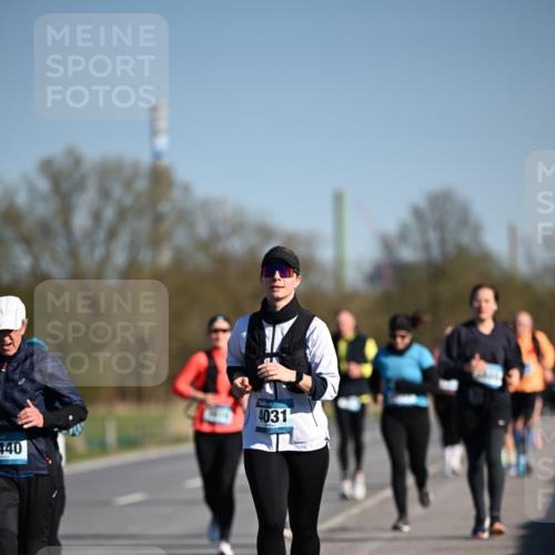 06.04.2025 - 44. Internationalen Wilhelmsburger Insellauf Dr. Thomas Lammeyer http://msf.ph/oto/7564856 06.04.2025 09:39:55 Laufen 4031, 440 meine-sportfotos.de