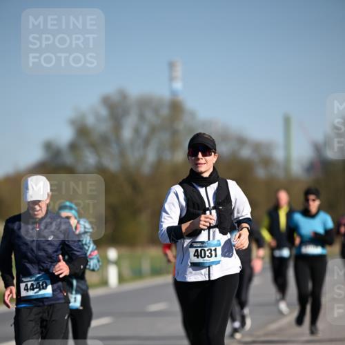 06.04.2025 - 44. Internationalen Wilhelmsburger Insellauf Dr. Thomas Lammeyer http://msf.ph/oto/7564884 06.04.2025 09:39:56 Laufen 4440, 4031 meine-sportfotos.de