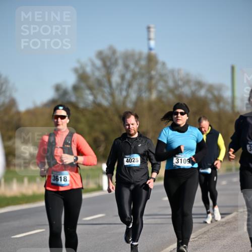 06.04.2025 - 44. Internationalen Wilhelmsburger Insellauf Dr. Thomas Lammeyer http://msf.ph/oto/7564922 06.04.2025 09:40:00 Laufen 3618, 4028, 3109 meine-sportfotos.de