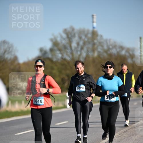 06.04.2025 - 44. Internationalen Wilhelmsburger Insellauf Dr. Thomas Lammeyer http://msf.ph/oto/7564925 06.04.2025 09:40:00 Laufen 3618, 4028, 3109 meine-sportfotos.de