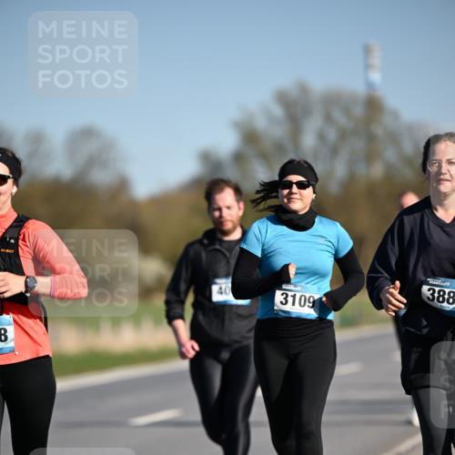 06.04.2025 - 44. Internationalen Wilhelmsburger Insellauf Dr. Thomas Lammeyer http://msf.ph/oto/7564959 06.04.2025 09:40:02 Laufen 8, 40, 3109, 388 meine-sportfotos.de