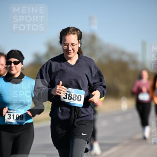 06.04.2025 - 44. Internationalen Wilhelmsburger Insellauf Dr. Thomas Lammeyer http://msf.ph/oto/7564982 06.04.2025 09:40:03 Laufen 3109, 3880 meine-sportfotos.de