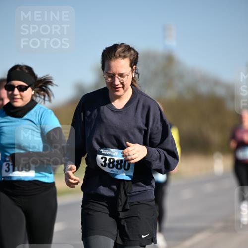 06.04.2025 - 44. Internationalen Wilhelmsburger Insellauf Dr. Thomas Lammeyer http://msf.ph/oto/7564988 06.04.2025 09:40:04 Laufen 3109, 3880 meine-sportfotos.de