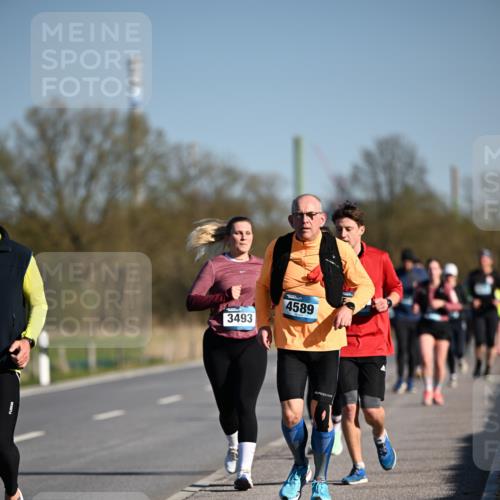 06.04.2025 - 44. Internationalen Wilhelmsburger Insellauf Dr. Thomas Lammeyer http://msf.ph/oto/7564994 06.04.2025 09:40:06 Laufen 3493, 4589 meine-sportfotos.de