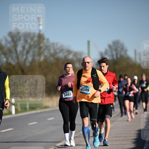 06.04.2025 - 44. Internationalen Wilhelmsburger Insellauf Dr. Thomas Lammeyer http://msf.ph/oto/7565000 06.04.2025 09:40:06 Laufen 4589, 3493 meine-sportfotos.de