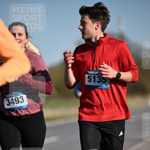 06.04.2025 - 44. Internationalen Wilhelmsburger Insellauf Dr. Thomas Lammeyer http://msf.ph/oto/7565082 06.04.2025 09:40:12 Laufen 3493, 5135 meine-sportfotos.de