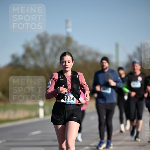 06.04.2025 - 44. Internationalen Wilhelmsburger Insellauf Dr. Thomas Lammeyer http://msf.ph/oto/7565136 06.04.2025 09:40:18 Laufen 4234 meine-sportfotos.de